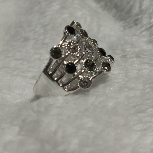 Silver Cocktail Ring with Black, Grey, and Silver CZ - Picture 3 of 5